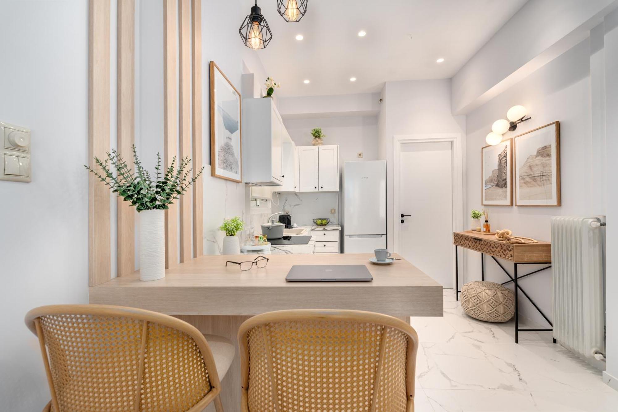 Unique Koukaki Three Bedroom Suite Atene Esterno foto